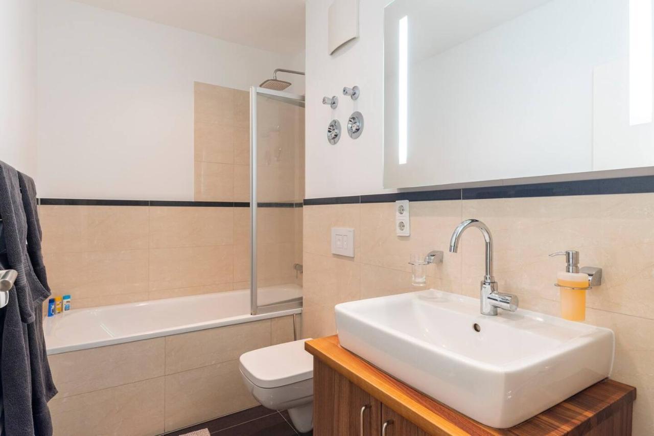 Super Zentrale, Gemutliche Wohnung Mit Balkon Leipzig Luaran gambar